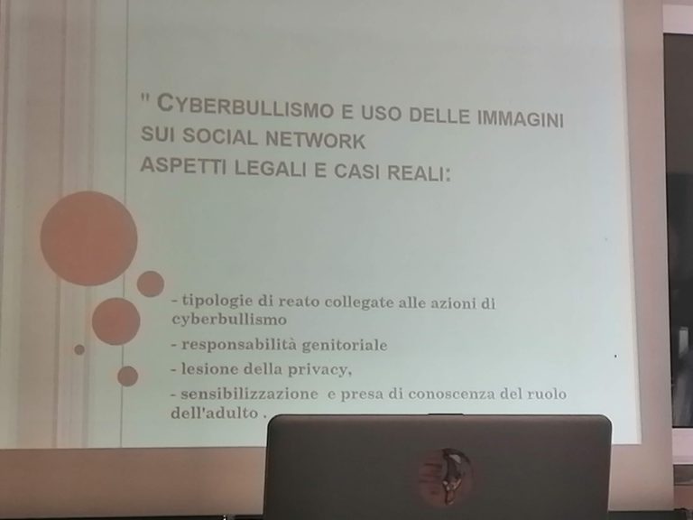 I nostri ragazzi e gli smarphone…: quali pericoli?